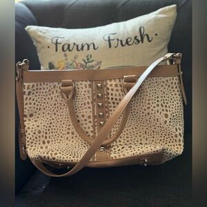 M.C.  Marc Chantel Crossbody EUC